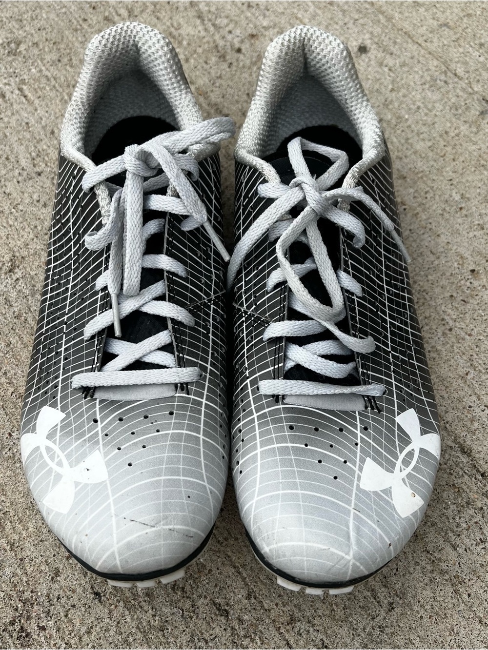Under Armour Kick Sprint 3 Black & Gray Grid Athletic Track Cleats Size 10